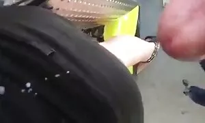 Дівчата домінують над боягузом і порно фільми смотреть онлайн дупою