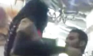 Двоє польські порно фільми дітей танцюють перед камерою ендоскопа